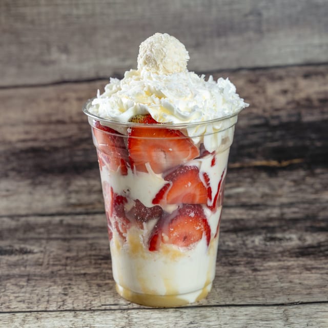 Raffaello Berry Cup.